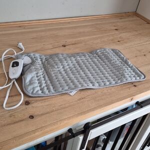 💙Light Gray Quilted Electric Heating Pad For Pets